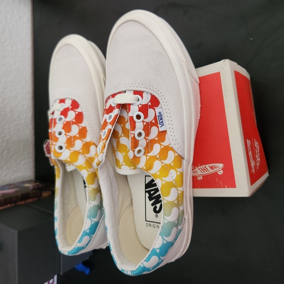 Vans Kids Shoes - White with Multicolor Design - Picture 1 of 3